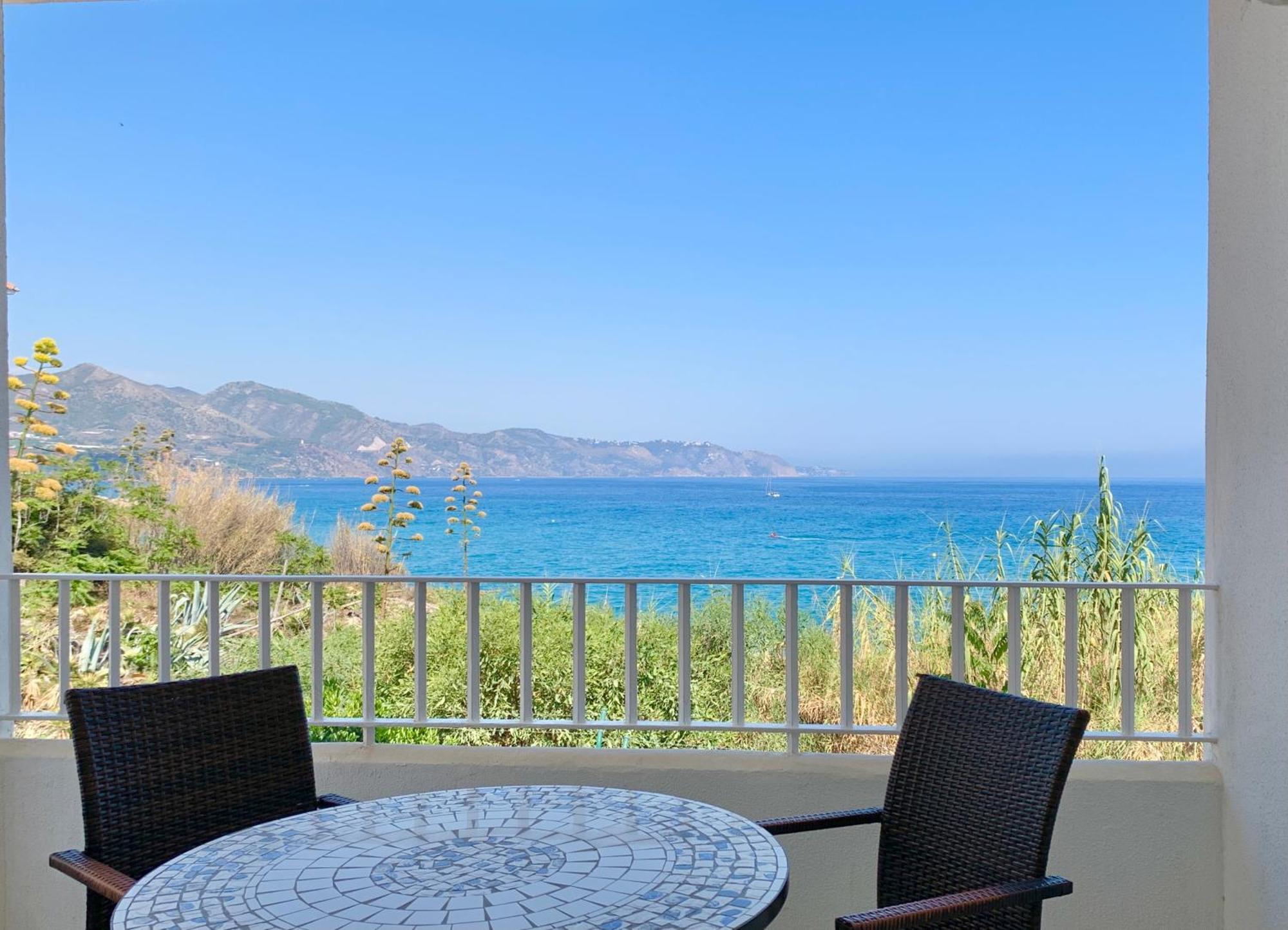 Fuentes De Nerja Apartment Exterior photo